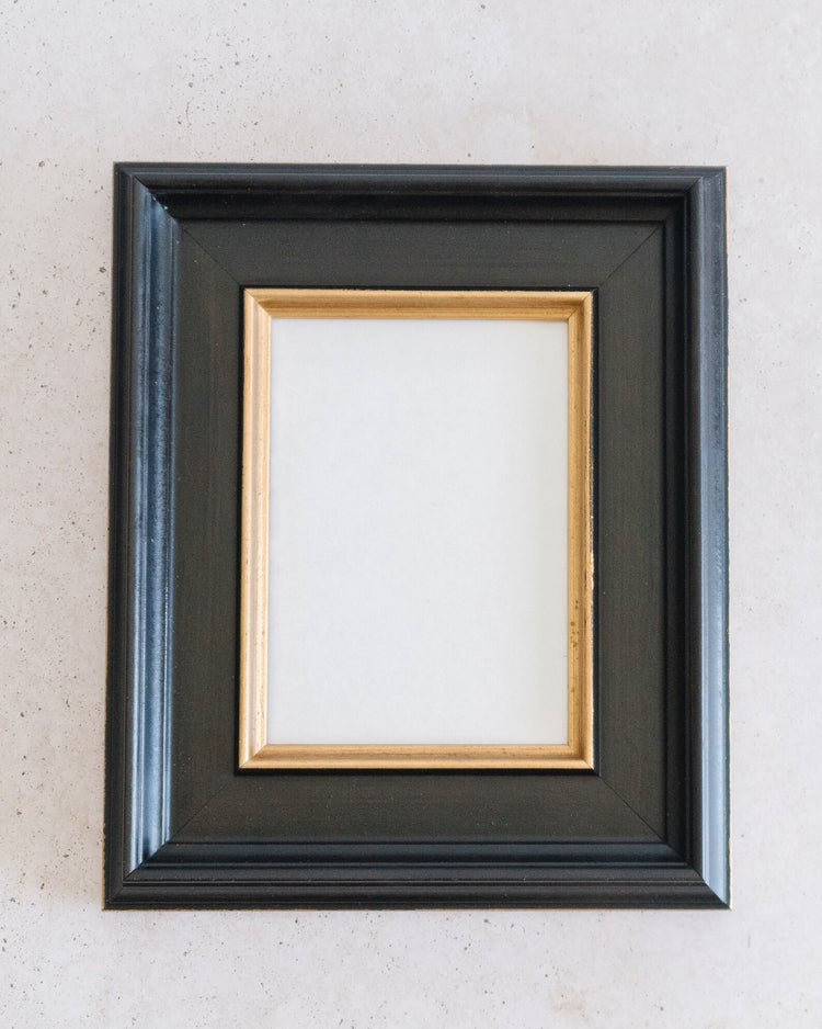Olivia Tabletop Frame